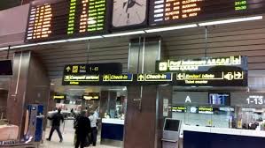 Aeroportul henri coandă este situat în afara zonei urbane a bucureștiului, în orașul otopeni, județul ilfov. Carantina ZonalÄƒ Din Otopeni Nu Va Afecta Accesul CÄƒlÄƒtorilor Pe Aeroportul Henri CoandÄƒ Se Permite Tranzitarea LocalitÄƒÈ›ilor Carantinate