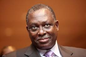 Empresa de Manuel Vicente terá lucrado três mil milhões de dólares com a  Sonangol