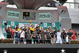 Wir bieten ihnen eine kostenlose oktober 2017 kalender zu drucken, zu kommen und es ist dein monat und jahr agenda. Formel 1 Malaysia 2017 Live Ticker Verstappen Mit Zweitem Sieg