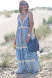 Maybe you would like to learn more about one of these? Robe Longue Bleu Jean Juliette Imprime Et Dentelle Horizons Lointains