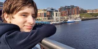 Mark Blakemore's Instagram, Twitter & Facebook