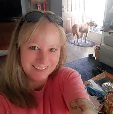 Do I need to wash plastic honey containers before filling them with honey?