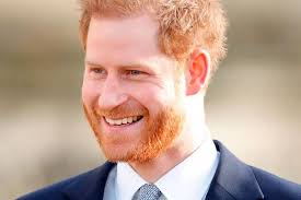 El príncipe Harry dice que el cannabis dio “relajación, alivio y comodidad”  a su vida