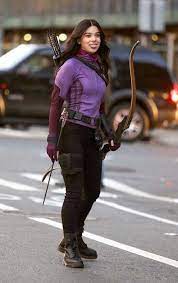 Starring kate bishop in her first solo title since assuming the hawkeye mantle in the original run of young avengers, this series follows the young heroine as she moves back to los angeles to resume her. Hawkeye New Set Photos Reveal First Look At Hailee Steinfeld S Kate Bishop Costume