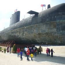 Tempat ini menjadi idaman warga melaka yang ingin menikmati nuansa alam yang esoktis. 7 Destinasi Pelancongan Tepi Pantai Yang Menarik Di Negeri Melaka Encikshino Com