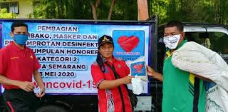 Perkembangan nasib honorer k2 2019.menyambut penerimaan pegawai pemerintah dengan perjanjian kerja (pppk / p3k) tahap 1 yang diadakan untuk tenaga eks honorer k2 yang belum lulus jadi pns hingga 2019 ini, data eks honorer k2 yang telah masuk database perlu untuk diketahui bersama. Meski Tidak Dimanja Negara Pegawai Honorer K2 Tetap Semangat Berderma Rmoljateng Com