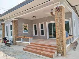 Rumah tanpa pagar ini bahkan hanya memiliki taman dengan satu buah pohon saja. 23 Model Teras Rumah Minimalis Masa Kini Yang Cantik Dan Unik