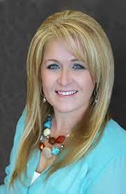 Erin Swenson's Instagram, Twitter & Facebook