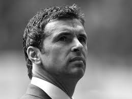 Christopher Mclelland's Instagram, Twitter & Facebook