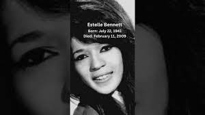 Estelle Bennett's Instagram, Twitter & Facebook