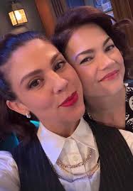 Behind The Scenes: Stars Share Snaps From The Week Ending In January 23