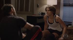 Lobão prende Karina