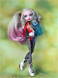 Ever after high bábiky sú iné než typické bábiky. Harley Quinn Fashion Custom Dolls