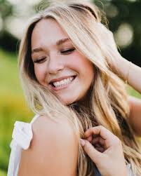 Courtney Doerr's Instagram, Twitter & Facebook