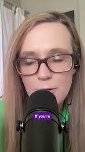 Leanne Tew's Instagram, Twitter & Facebook