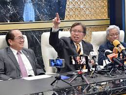 Check spelling or type a new query. Ketua Menteri Sarawak Umum Rombakan Kabinet Baharu