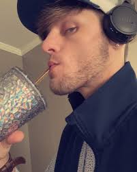 Austin Boyer (@ayeboyayy) • Instagram photos and videos