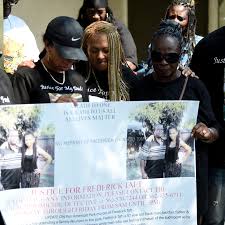 No evidence so far that killing of man in park bathroom was hate crime,  Long Beach police say