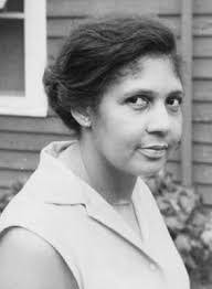 Lillian Ashton's Instagram, Twitter & Facebook