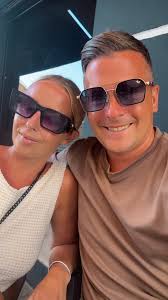 Louisa Cox (@louisajb17)