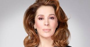 Maria cláudia motta raia (campinas, 23 de dezembro de 1966) é uma atriz, cantora, bailarina e produtora teatral brasileira. Aos 53 Anos Claudia Raia Revela Vontade De Ser Mae Novamente Congelei Ovulos Donna