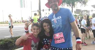 Best Peachtree Road Race photos: Runners in costume