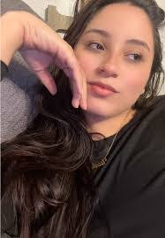 Elisabeth Sanchez's Instagram, Twitter & Facebook