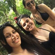 Vivendo momentos e construindo lembranças. 🌞 #ferias