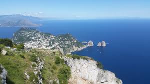 They make the cones while you're in line! Wondering Where To Stay In Capri Try These Places In 2021