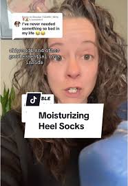 Therawell Moisturicing Gel Socks