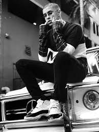 Bad bunny wallpapers wallpaper cave. Bad Bunny Badbunny Benz Fashion Style Bunny Wallpaper Bunny Fashion Bunny Tumblr