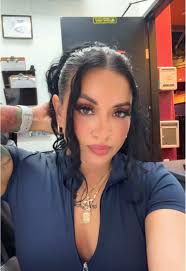 Sports bars & girls >> #fyp #server #serverlife #latina #california  #foryoupage