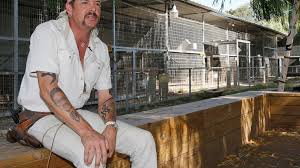 Joe exotic's former business partner jeff lowe made disturbing allegations against him to dailymailtv. 9pmyvkdoeoixam