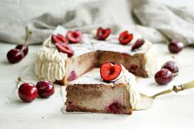 Low Carb Marmor Kuchen Mit Kirschen Glutenfrei Keto Und Paleo