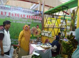 Ini adalah aplikasi pasien dan antrian mandiri untuk berobat rawat jalan di rsud h. Laris Apam Barabai Laku 200 Bungkus Sehari Di Pameran Hps Berita Banjarmasin Situs Berita Data Referensi Warga Banjarmasin