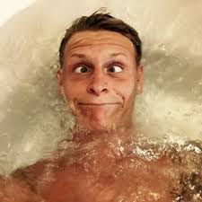 Caryl Jones (@carylpop)