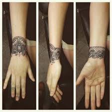 Bileklik Dantel Dovmeleri Bracelet Lace Tattoos Dantel Dovmesi Dovme Tasarimlari Dovme