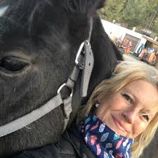 How to move heavy furniture to Salvation Army in Cranbrook BC?