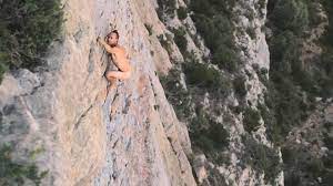 No Rope, No Chalk...No Clothes - The Purest Form Of Climbing? |... - Vidéo  Dailymotion