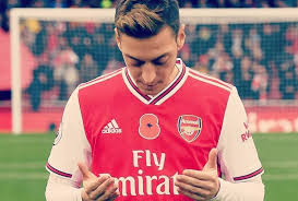 We would like to show you a description here but the site won't allow us. Netizen Desak Mesut Ozil Dipecat Karena Mengomentari Muslim Uighur Arsenal Bungkam