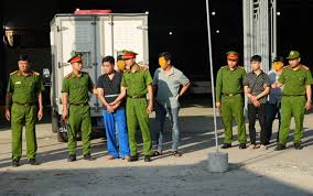 Người đàn ông bị sát hại sau khi đăng ảnh có nhiều tiền, vàng