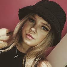 Joanne Gannon's Instagram, Twitter & Facebook