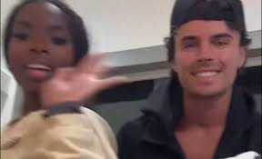 Olandria & Chelley cleared the room 😂😂😭🤏🏾🤏🏾