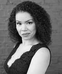 Aimee Giles's Instagram, Twitter & Facebook