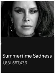 Pobrecita billie tendrá que borrar esta foto 🤣🤣hahahaha nunca podrá con  el talento de una verdadera artista como LA REINA LADY GAGA . Siempre por  debajo de ella😍🔥😍😘😘😍