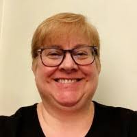 Roberta Dillon's Instagram, Twitter & Facebook