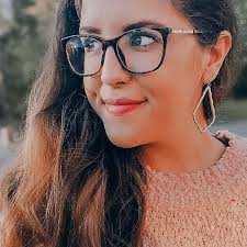 Earring Silhouette Tips for Slimming Face Shape