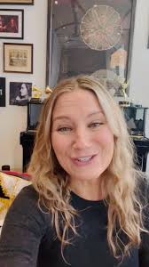 Happy Valentine’s Day 4-H Family! 📣 As host of Farmer Wants A Wife,  @jennifernettles loves a good love story and she wants to hear YOURS! 💚  Share a video telling us your 4-H Love Story for a chance to ...