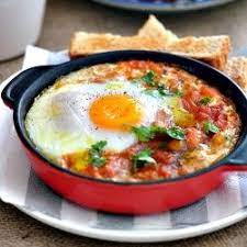 Tasteologie Clean Eating Breakfast Baked Eggs Spicy Baked Beans Recipe