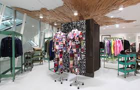 Dover Street Market Ginza Tokyo Japan Dsmg Is An Avant Garde Concept Store That Houses Top Designer Collections Pinned By Ton Van Der Veer